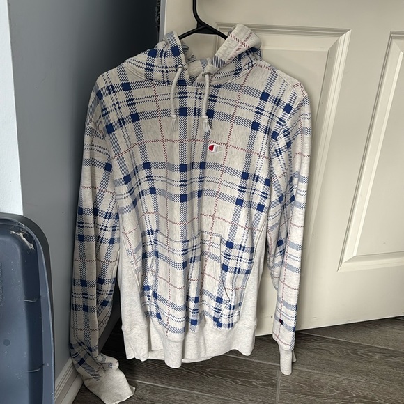 Champion Plaid Sweater | Unisex Medium - Picture 1 of 3